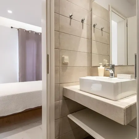 Hh Summer Appartement Logaras